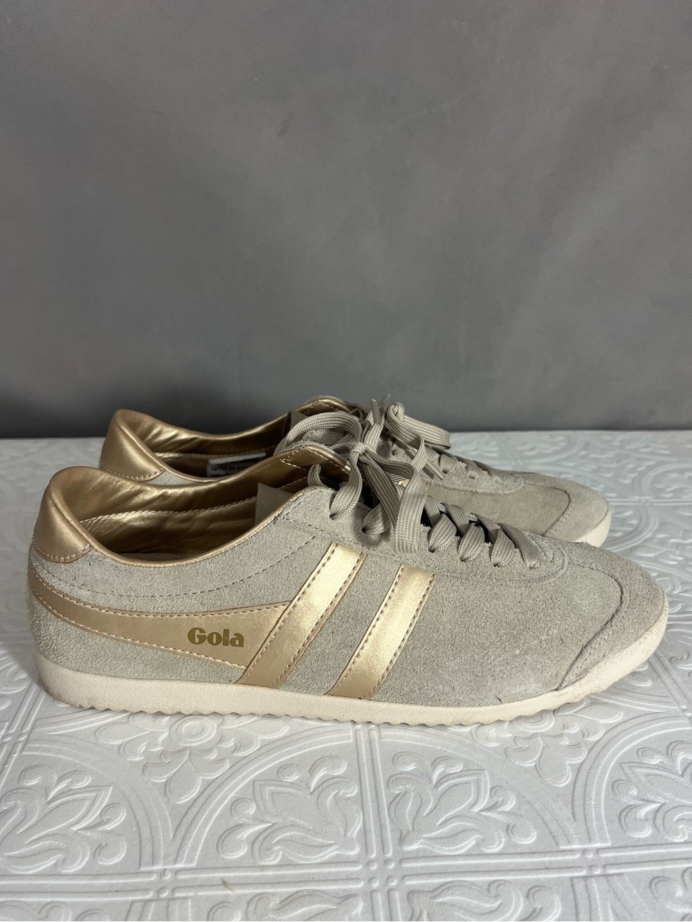 Gola Classics Women’s Bullet Pearl Sneakers Retro low top Suede beige gold 8.5 - Picture 6 of 14